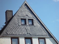 Fassade geschiefert